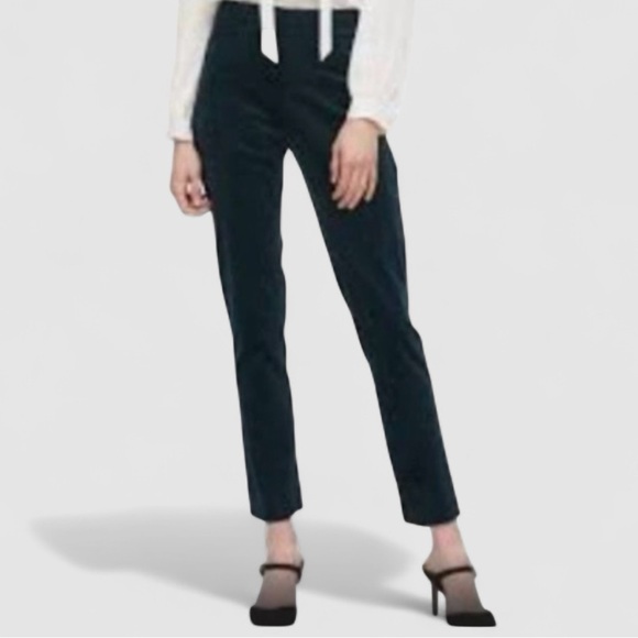 Banana Republic Pants - 🪅Banana Republic Sloan Velvet Slim Ankle Pant. Black. Size 4.